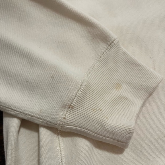 Museum of peace and quiet crewneck - Picture 3 of 4